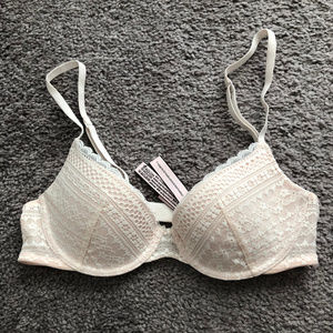 VICTORIA SECRET DREAM ANGELS Bra 32B SOLD/SOLD